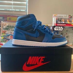 Air Jordan 1 Retro High OG Marina Blue/black-white